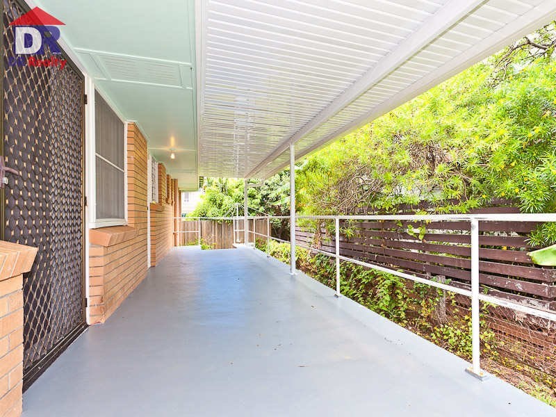 12 Rotary Crescent, Redcliffe QLD 4020