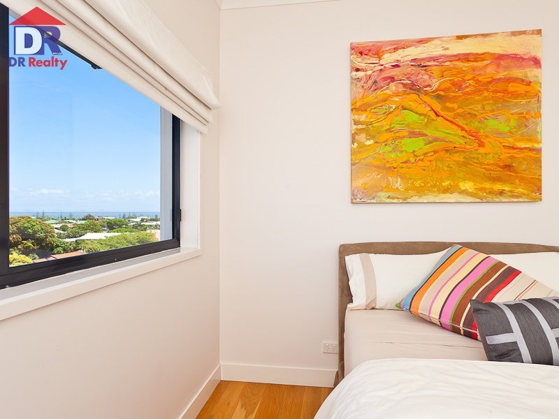 16/3 Rock St, Scarborough QLD 4020