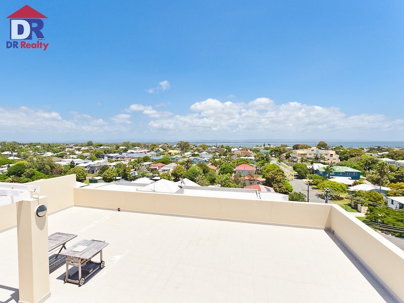 16/3 Rock St, Scarborough QLD 4020