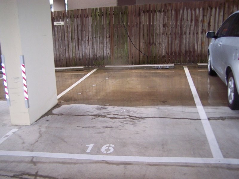 16/3 Rock St, Scarborough QLD 4020