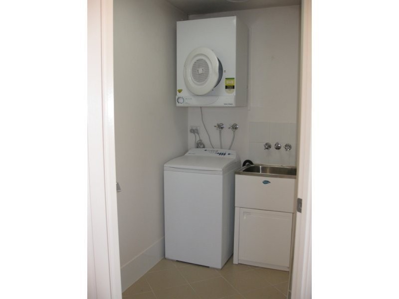 16/3 Rock St, Scarborough QLD 4020