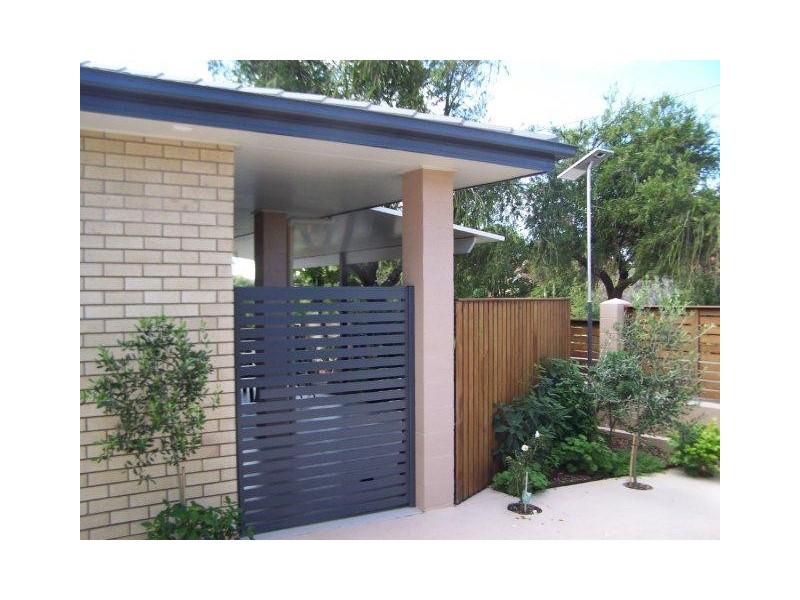 4/3 Landsborough Ave, Scarborough QLD 4020