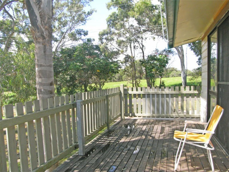 126 Lucas Drive, Lamb Island QLD 4184