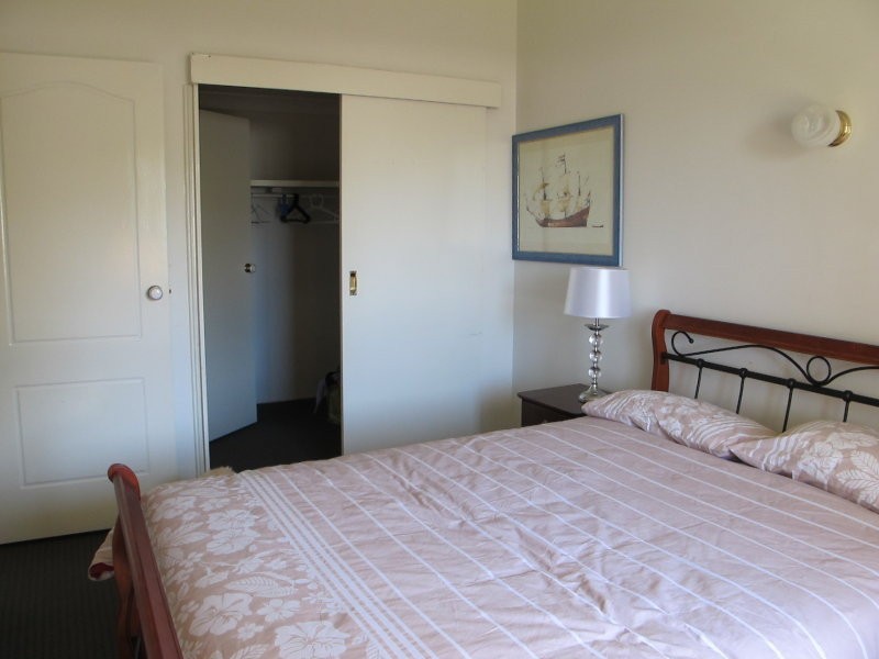 126 Lucas Drive, Lamb Island QLD 4184