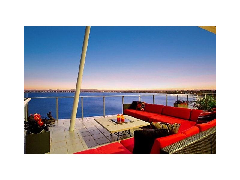 901/6-12 Oxley Av, Woody Point QLD 4019