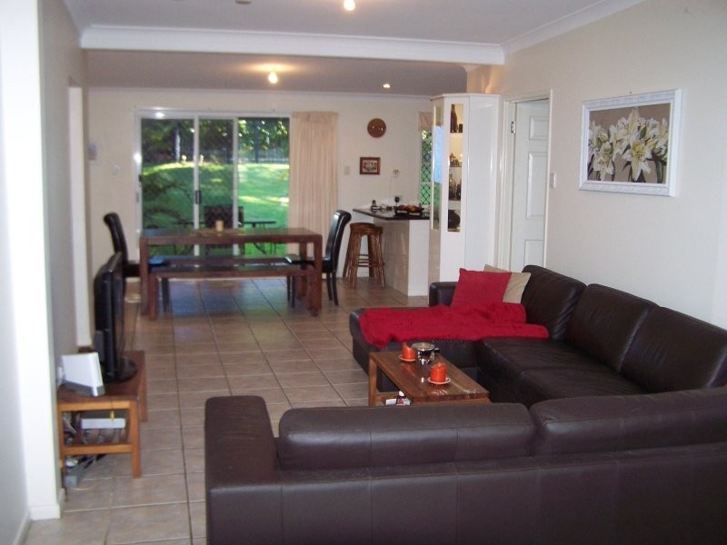 2 Brennan Road, Scarborough QLD 4020