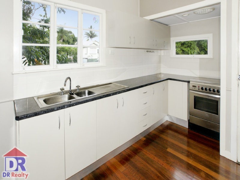 77 MacDonnell Road, Margate QLD 4019