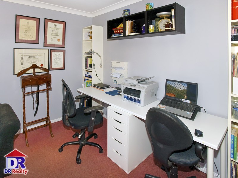 12 Fleur St, Rothwell QLD 4022