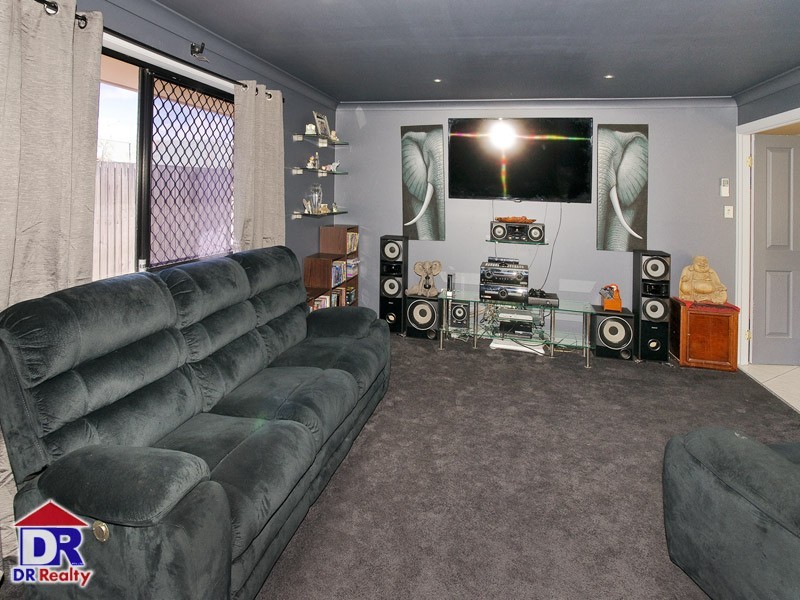 12 Fleur St, Rothwell QLD 4022