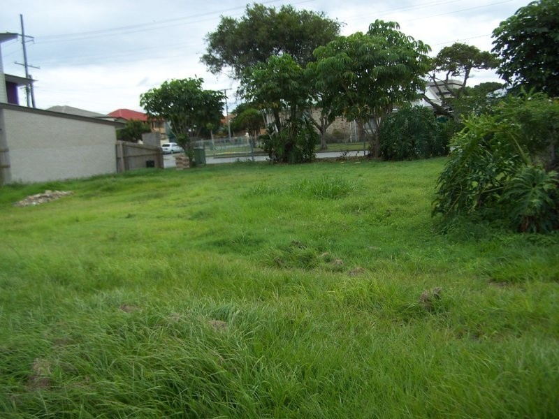 8 Monica Road, Redcliffe QLD 4020