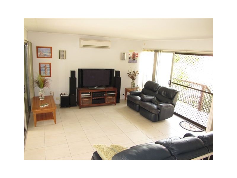 39 Belvedere St, Clontarf QLD 4019
