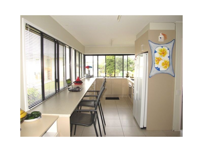 39 Belvedere St, Clontarf QLD 4019