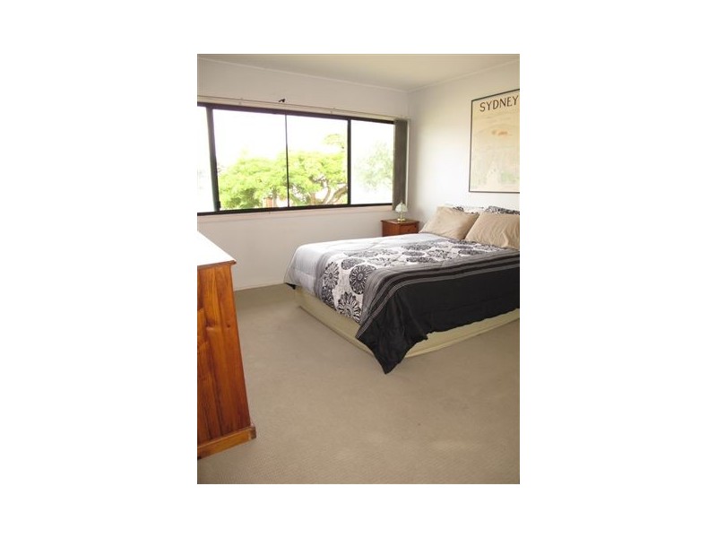 39 Belvedere St, Clontarf QLD 4019