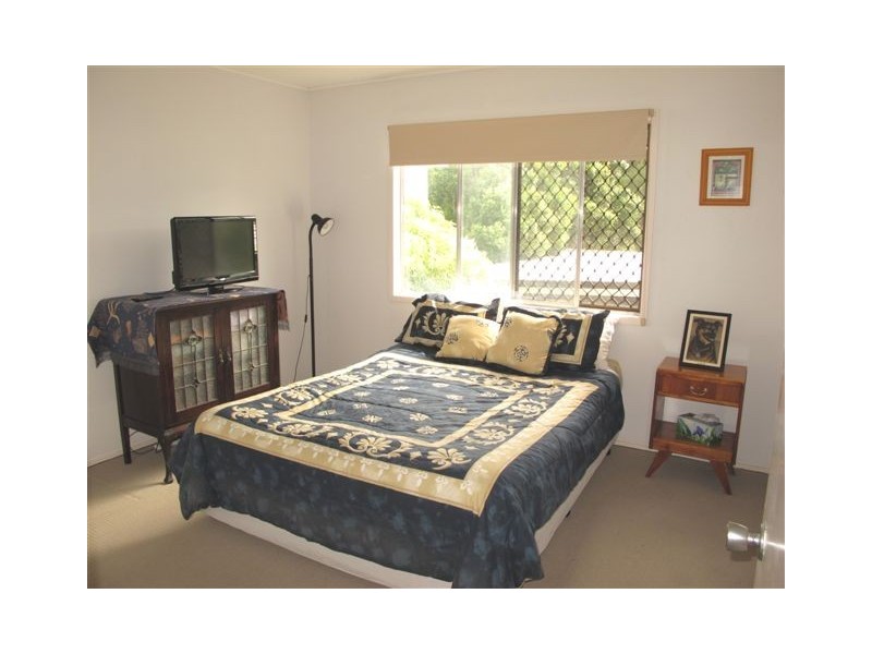 39 Belvedere St, Clontarf QLD 4019