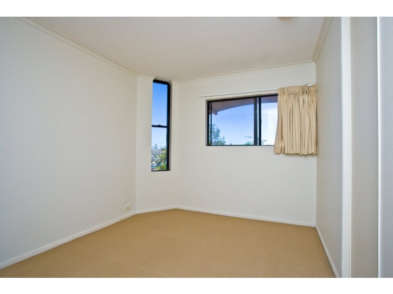 4/51 Landsborough Ave, Scarborough QLD 4020