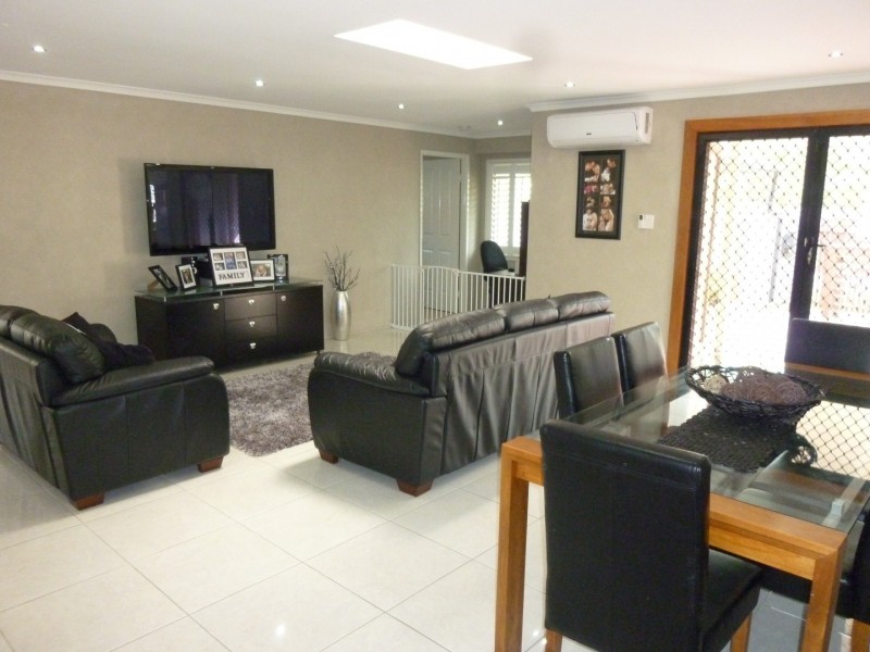 23 Matthew St, Scarborough QLD 4020