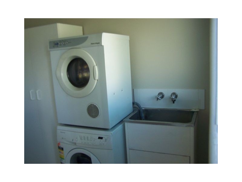 25a Joseph St, Margate QLD 4019