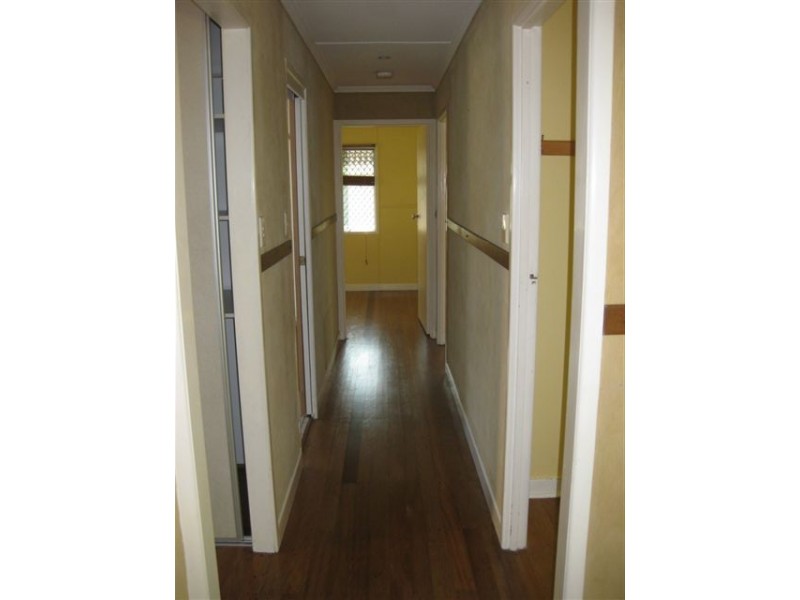 13 Houghton St, Redcliffe QLD 4020