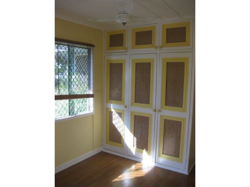 13 Houghton St, Redcliffe QLD 4020