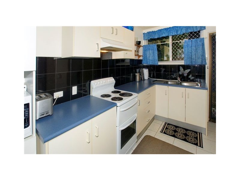 2B Woodcock Street, Scarborough QLD 4020