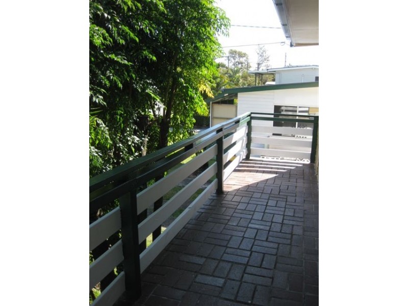 74 Longland St, Redcliffe QLD 4020
