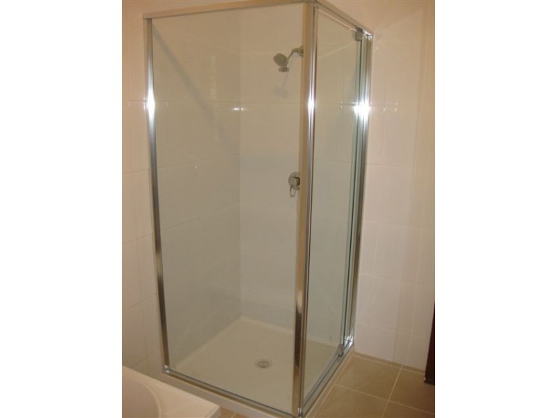 19 Herbert Street, Scarborough QLD 4020