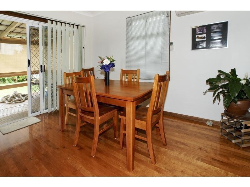 12 Queen St, Scarborough QLD 4020