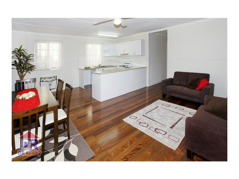 21a Turner St, Scarborough QLD 4020