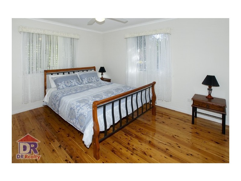 21a Turner St, Scarborough QLD 4020