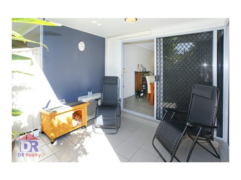 3/8 Griffith Rd, Scarborough QLD 4020