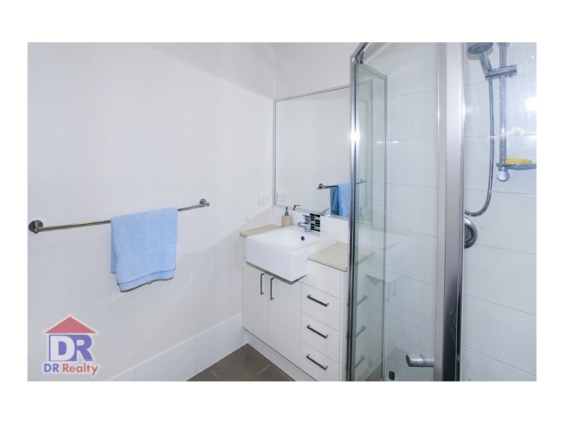 3/8 Griffith Rd, Scarborough QLD 4020