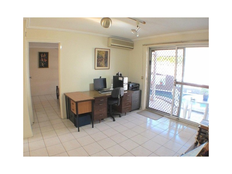 200 MacDonnell Rd, Clontarf QLD 4019