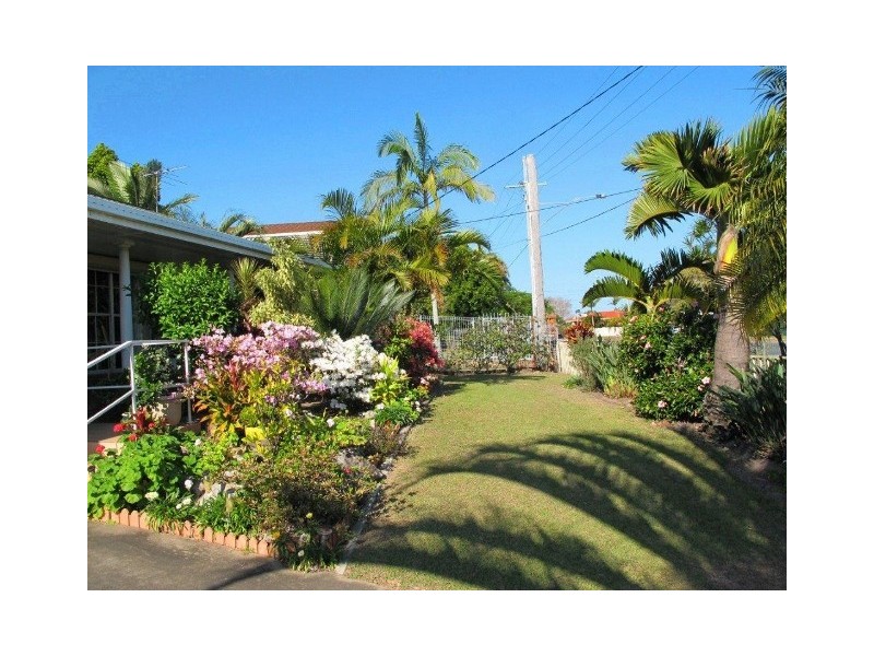 200 MacDonnell Rd, Clontarf QLD 4019