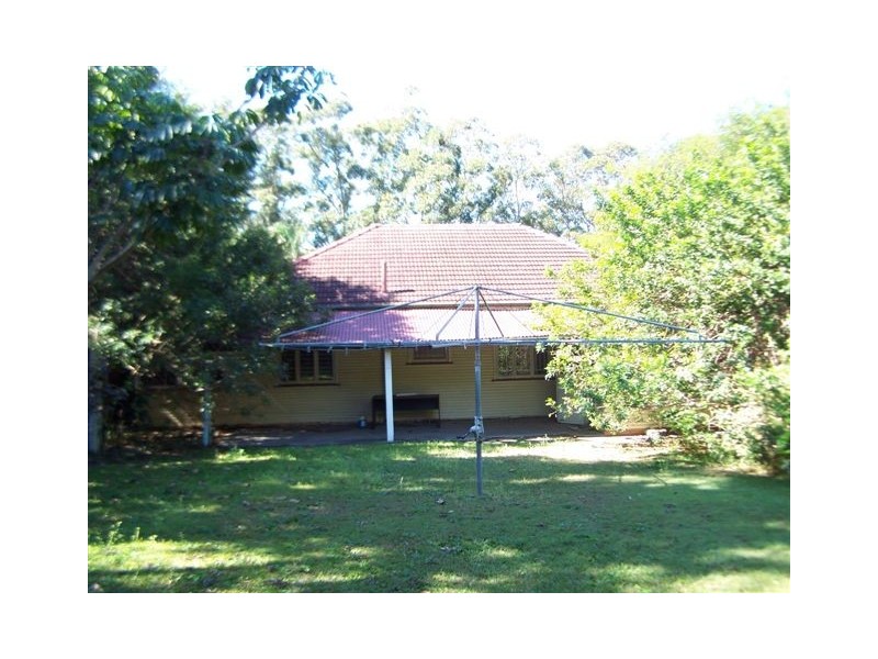 18 Portwood St, Redcliffe QLD 4020