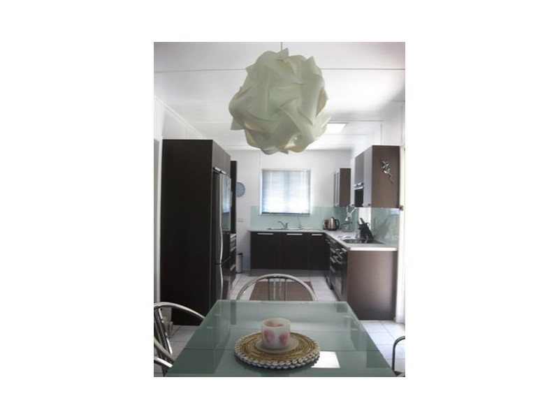 231 Scarborough Rd, Scarborough QLD 4020