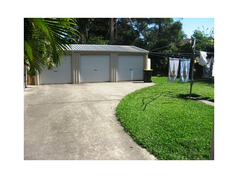 231 Scarborough Rd, Scarborough QLD 4020