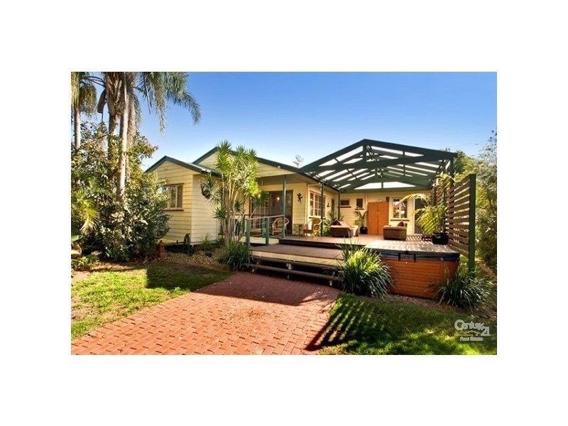 25 Cornelius St, Clontarf QLD 4019