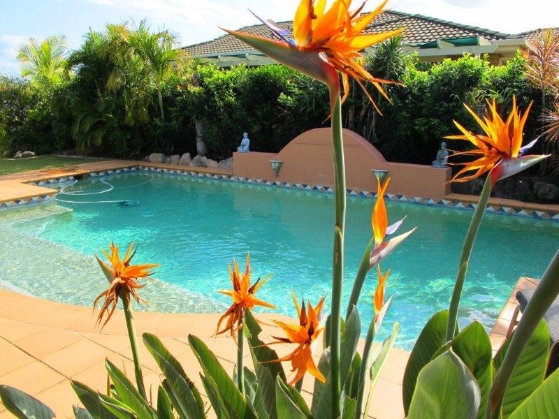 4 Oakmont St, Rothwell QLD 4022