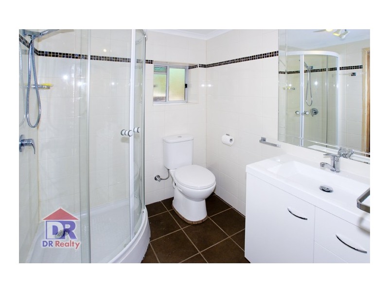 4 Abelia Cres, Kippa-ring QLD 4021