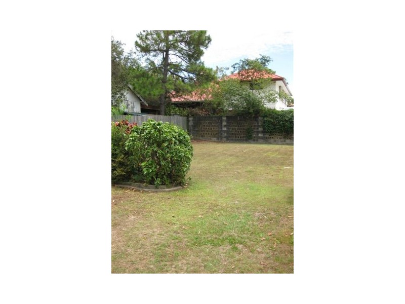 40 Rock St, Scarborough QLD 4020