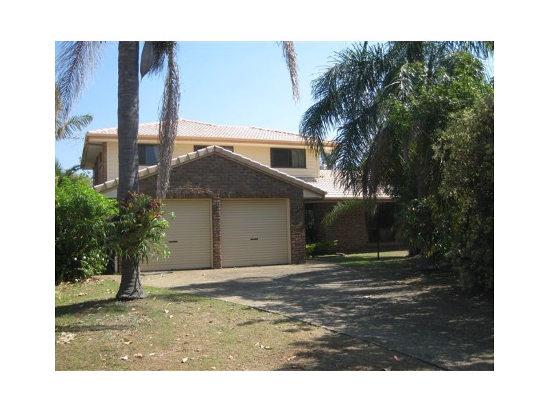 146 Griffith Rd, Scarborough QLD 4020