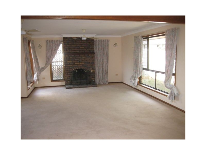 146 Griffith Rd, Scarborough QLD 4020