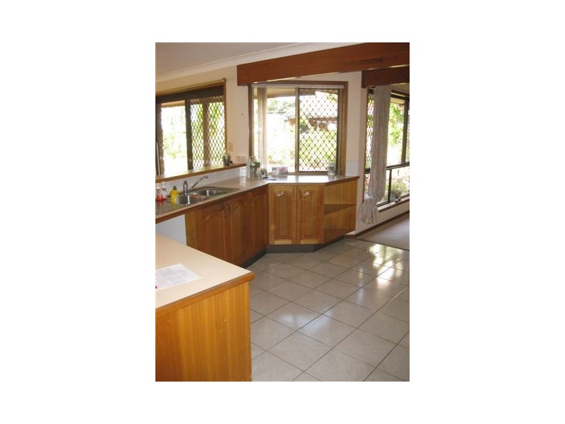 146 Griffith Rd, Scarborough QLD 4020