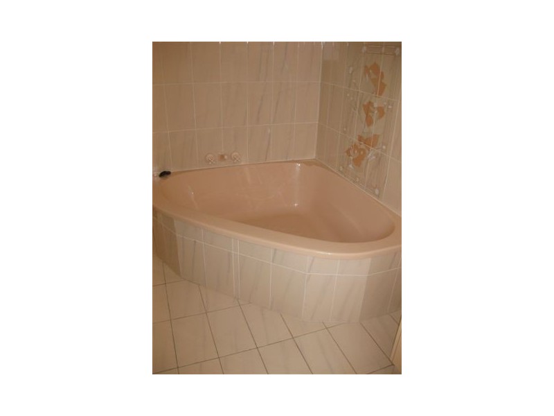 146 Griffith Rd, Scarborough QLD 4020