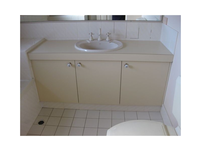 146 Griffith Rd, Scarborough QLD 4020