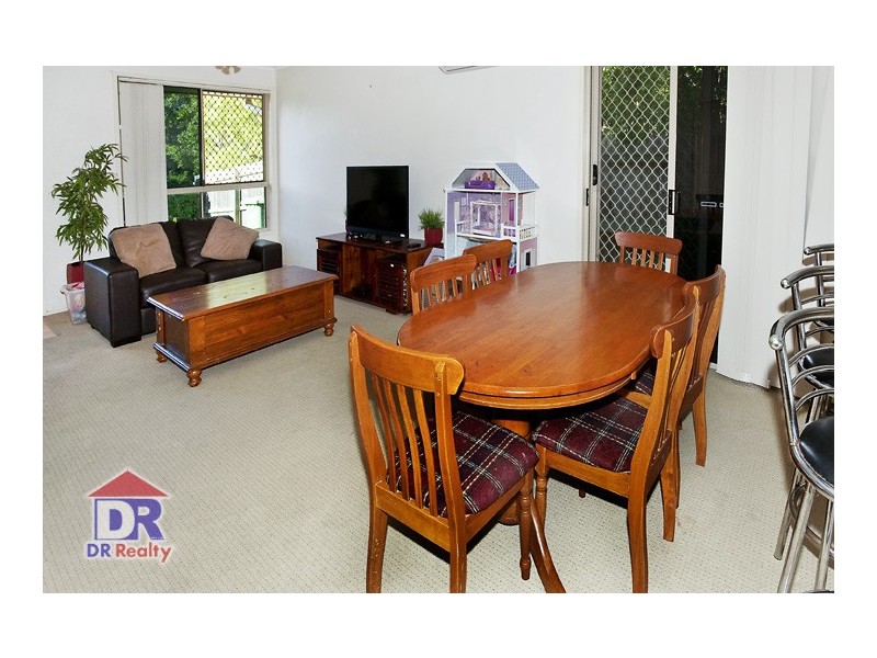261 MacDonnell Rd, Clontarf QLD 4019