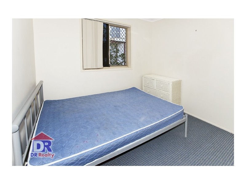 261 MacDonnell Rd, Clontarf QLD 4019