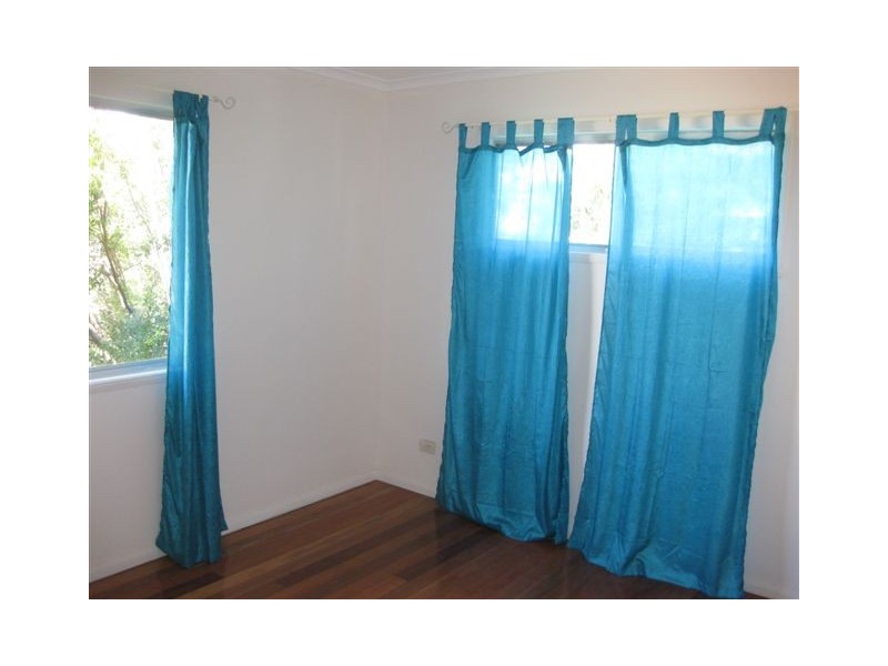 253 Anzac Ave, Kippa-ring QLD 4021