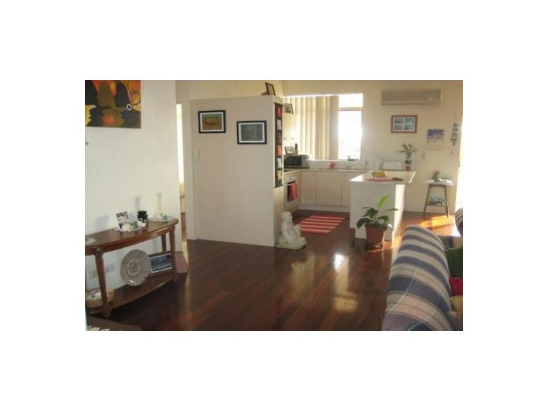 6/17-21 Donkin St, Scarborough QLD 4020