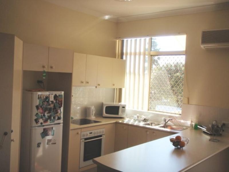 6/17-21 Donkin St, Scarborough QLD 4020